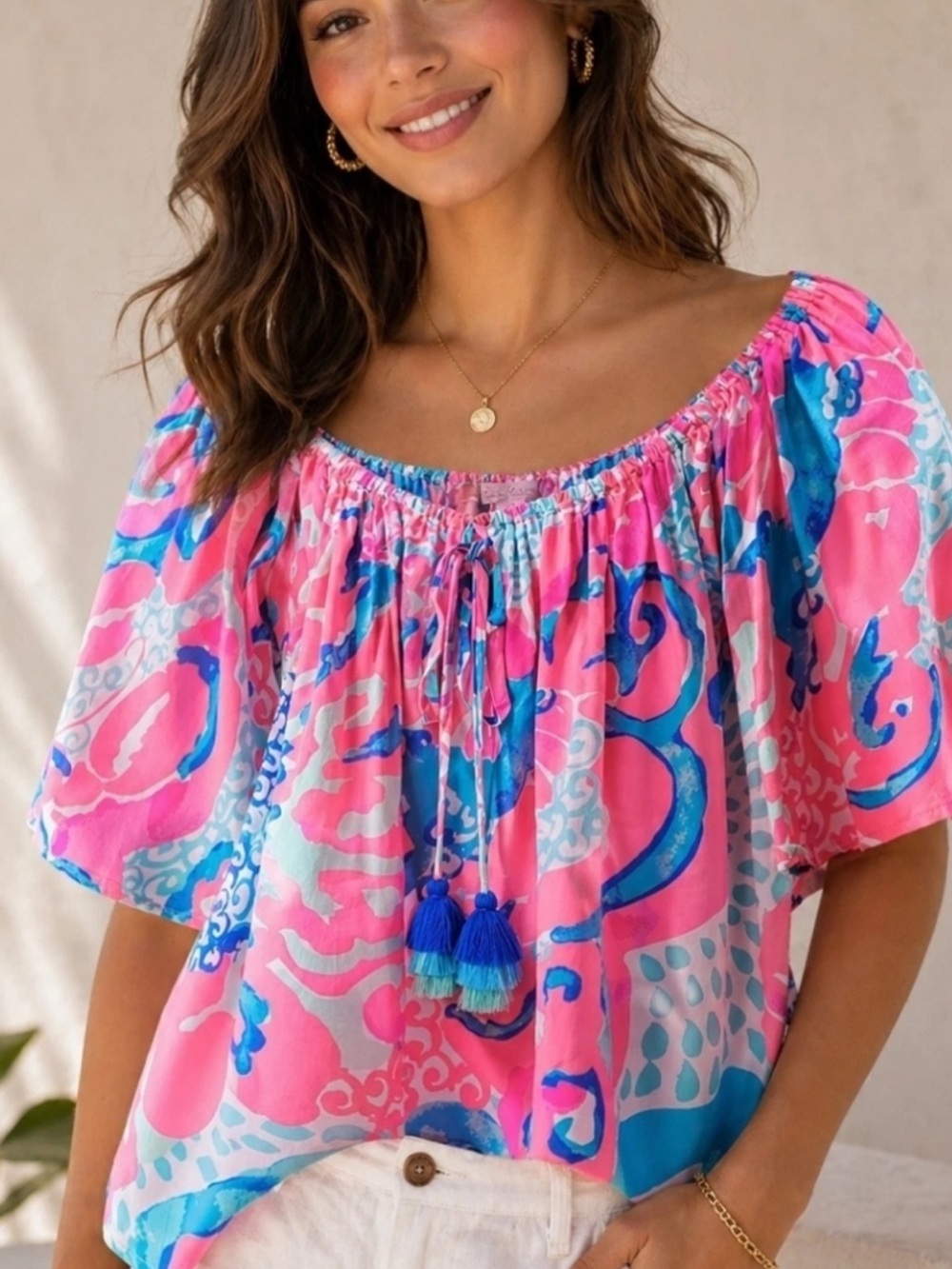 Lilly Pulitzer Sain off the shoulder blouse. Small. EUC